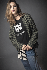 Load image into Gallery viewer, Rock+Reb£llion Cracked Mask Blanco Women&#39;s Relaxed T-Shirt
