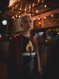 Load image into Gallery viewer, Rock+Reb£llion Flaming Guitar Blanco Women&#39;s Relaxed T-Shirt
