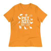Load image into Gallery viewer, Pet Lives Matter Blanco Women&#39;s Relaxed T-Shirt

