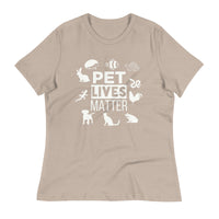 Load image into Gallery viewer, Pet Lives Matter Blanco Women&#39;s Relaxed T-Shirt
